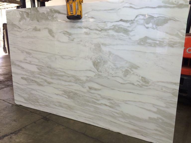 Calacata-Luccicoso-114x70-scaled-1