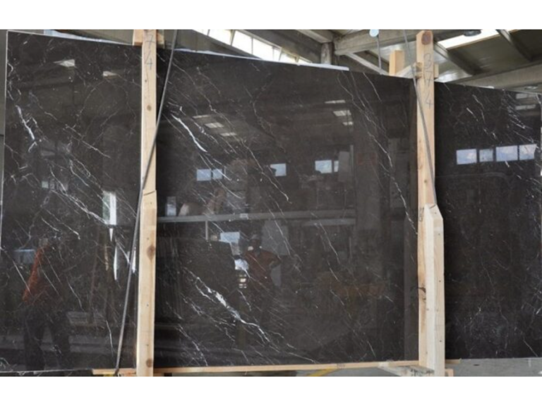 FreeImageResizer-Coco-Brown-700x449